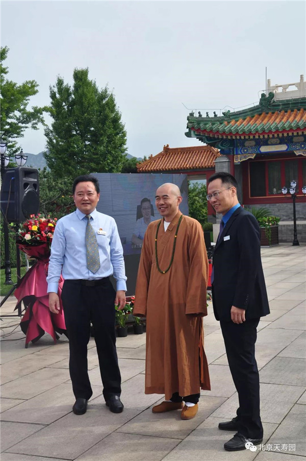 和平寺住持德禅大师