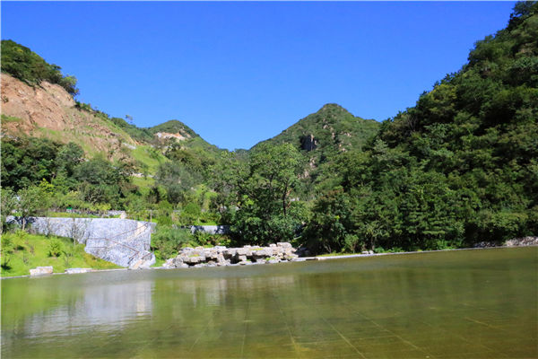 九公山长城纪念林环境