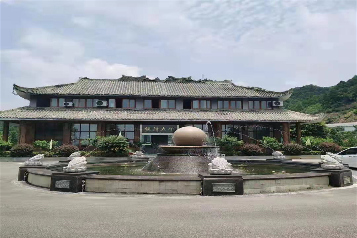 七宝山陵园园区正面